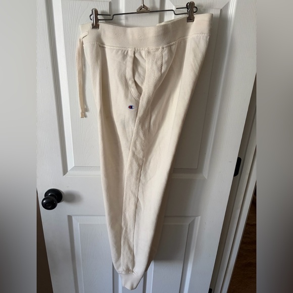 Women’s Cream Colored Champion Joggers Size Large - Picture 3 of 7